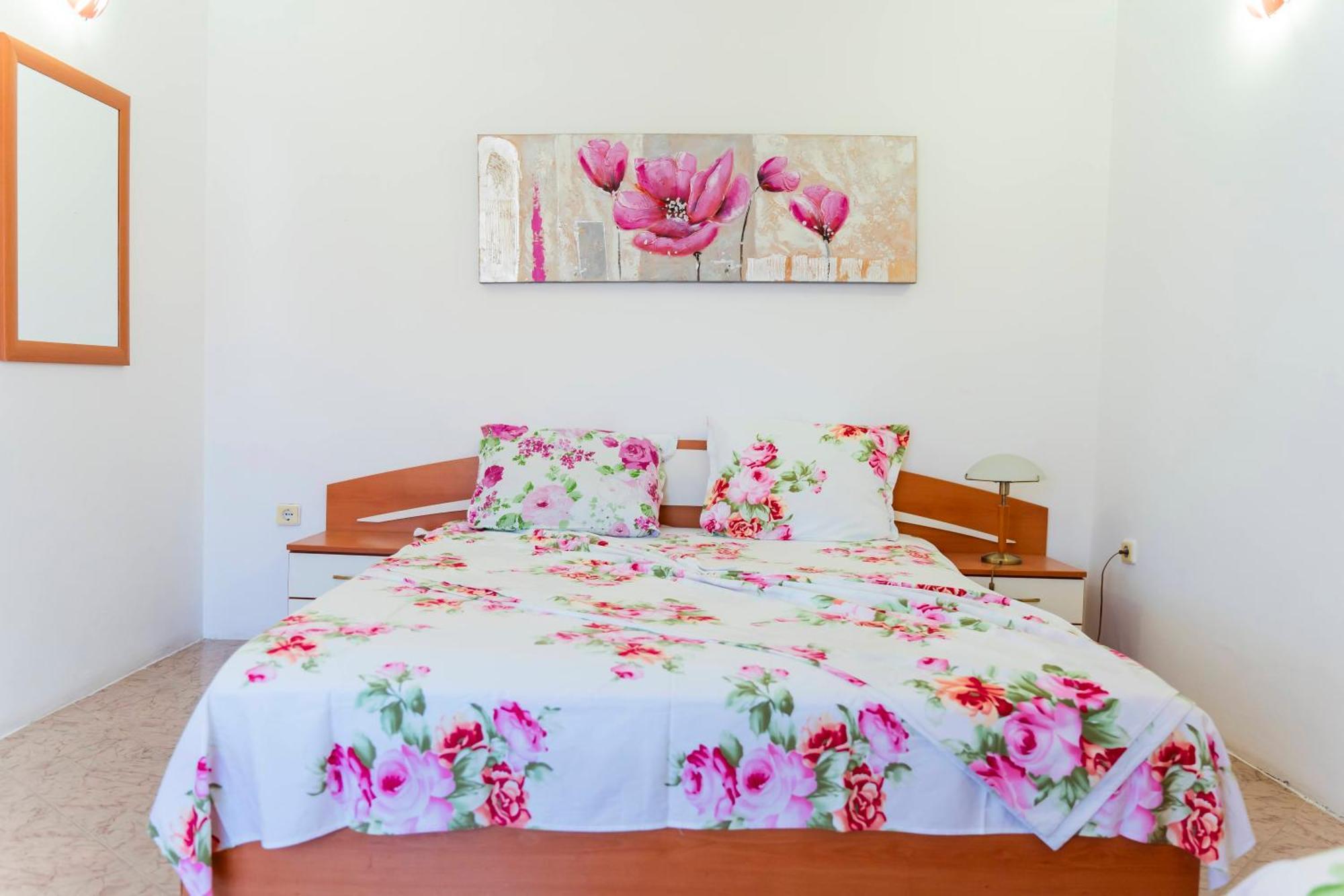 Family House Katerini Hotel Nesebar Bagian luar foto
